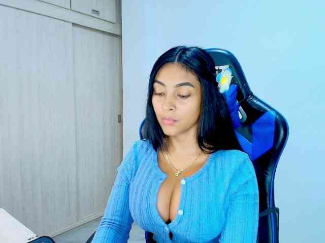 Sophiiaaxx Sophiiaaxx