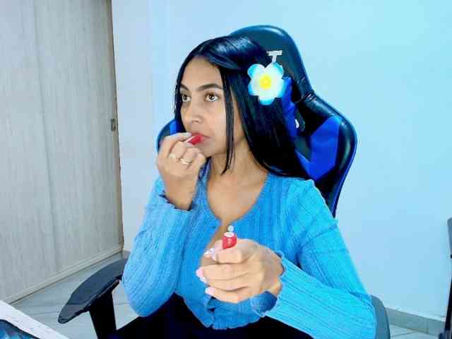 Sophiiaaxx Sophiiaaxx