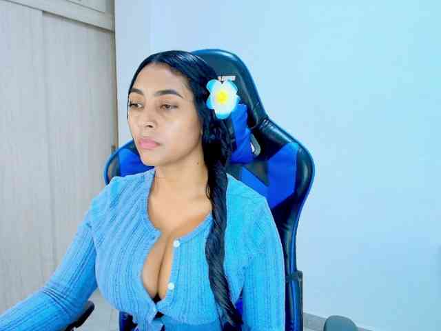 Sophiiaaxx Sophiiaaxx