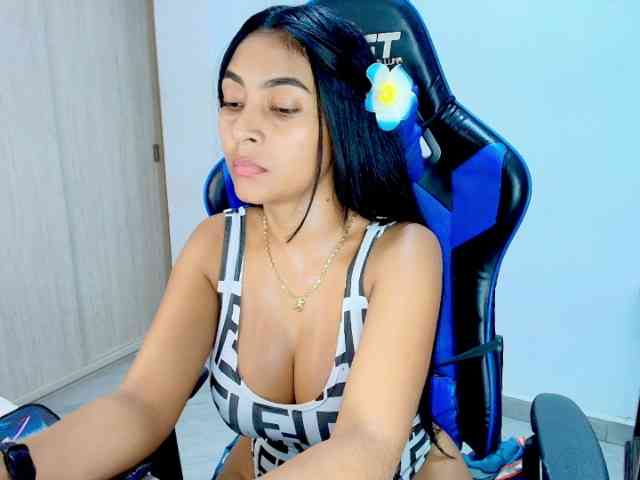 Sophiiaaxx Sophiiaaxx