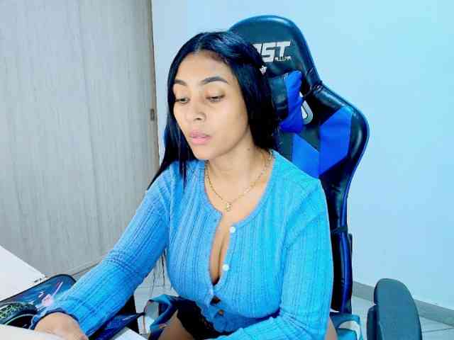 Sophiiaaxx Sophiiaaxx