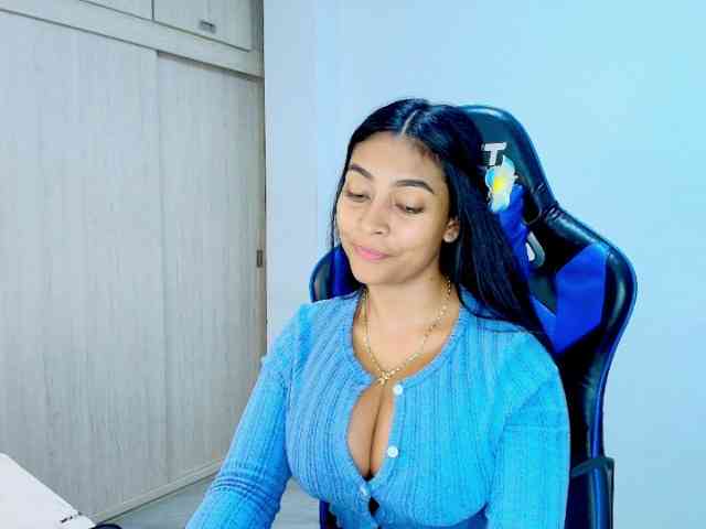 Sophiiaaxx Sophiiaaxx