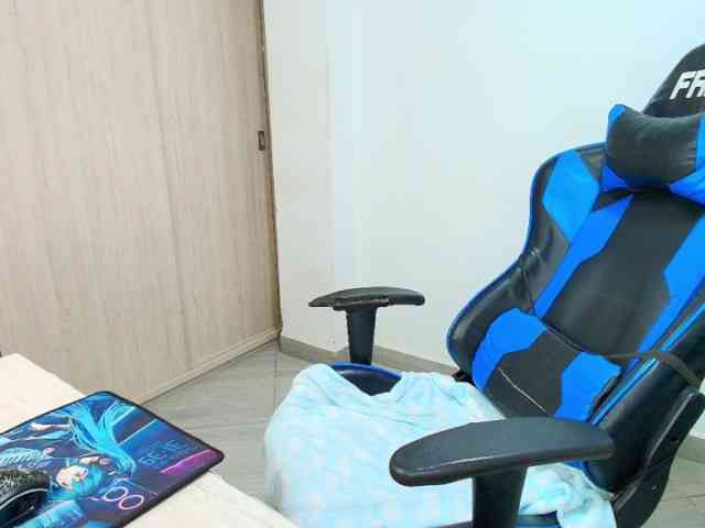 Sophiiaaxx webcam