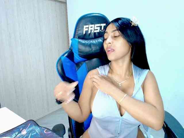 Sophiiaaxx Sophiiaaxx