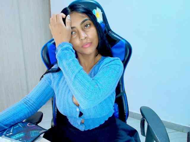 Sophiiaaxx Sophiiaaxx