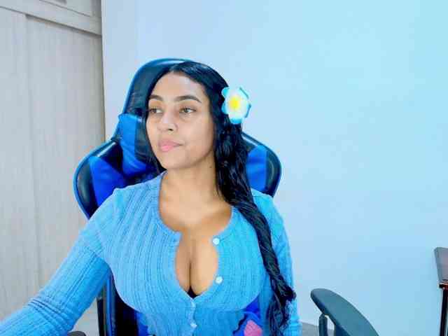 Sophiiaaxx Sophiiaaxx