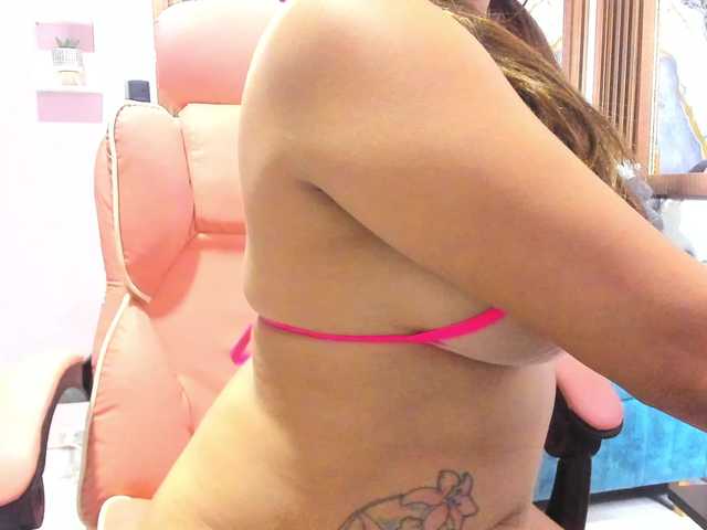 jessica-ly90's BongaCams show and profile