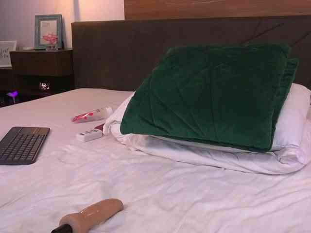 RaquelLustt webcam