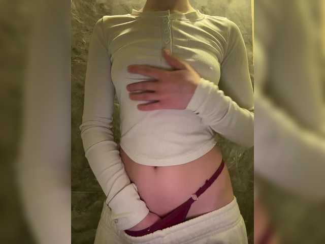 Sativa1213's BongaCams show and profile