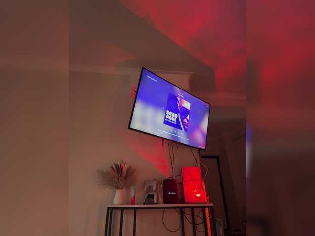 go to chat with Stiflers_mom