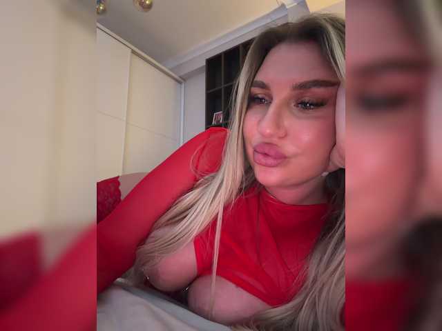 go to chat with Stiflers_mom