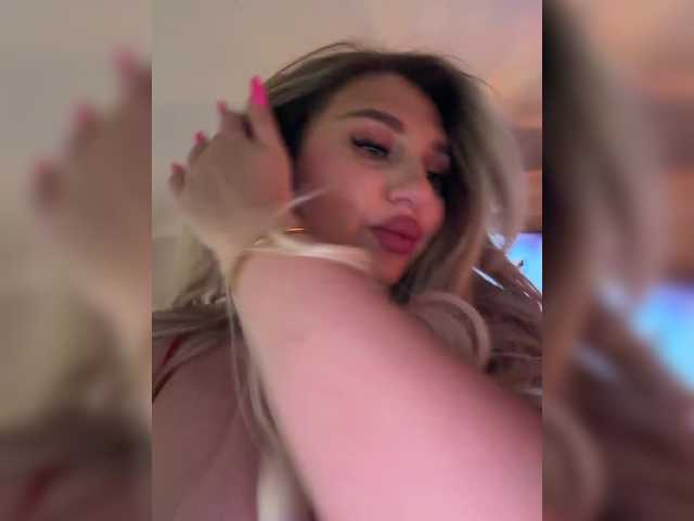 Kotofeyka1's BongaCams show and profile