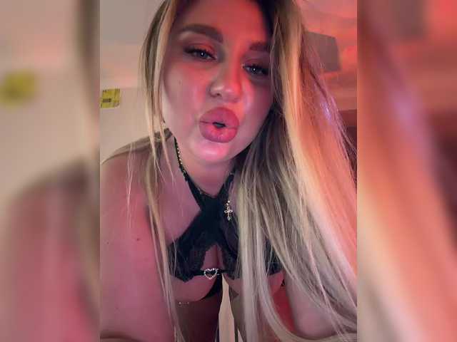 Kotofeyka1's BongaCams show and profile