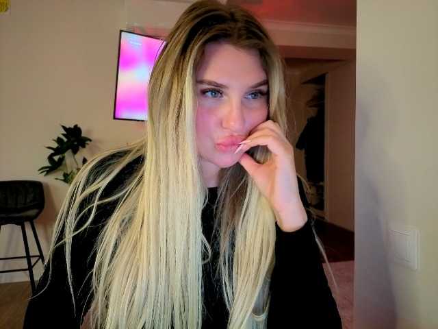 Kotofeyka1's BongaCams show and profile