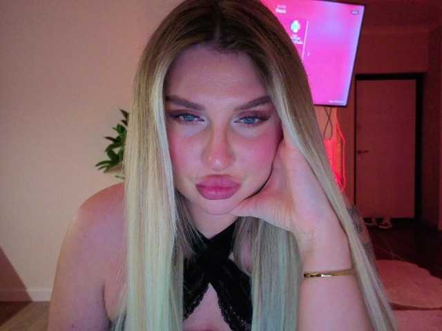 Kotofeyka1's BongaCams show and profile