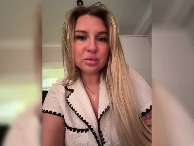 Kotofeyka1's BongaCams show and profile