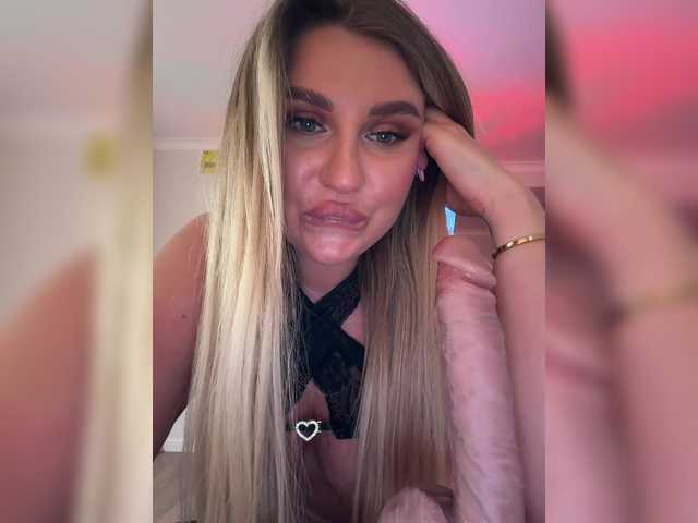 Kotofeyka1's BongaCams show and profile