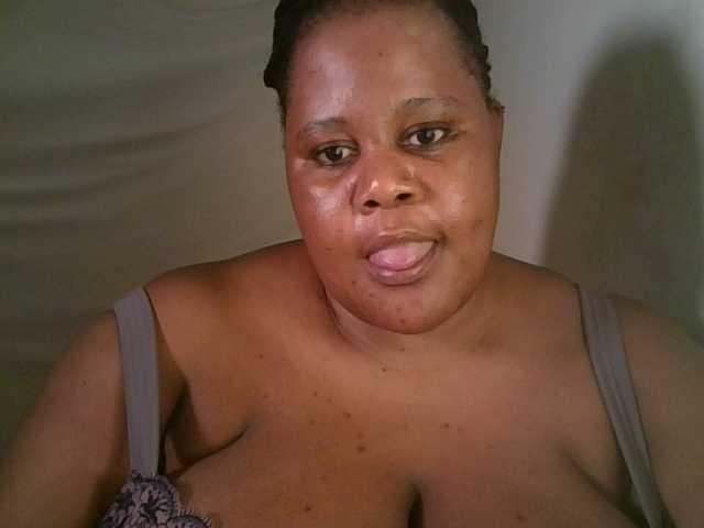 Ebonymagixs's BongaCams show and profile