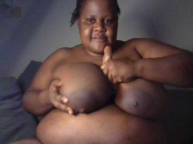Ebonymagixs's BongaCams show and profile