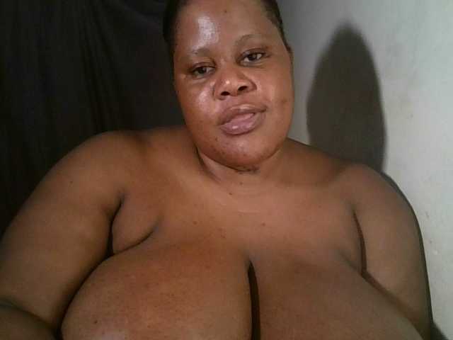 Ebonymagixs's BongaCams show and profile