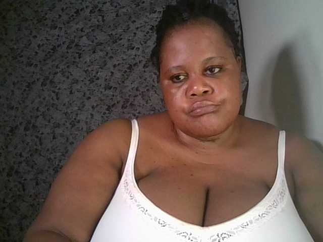 Ebonymagixs's BongaCams show and profile