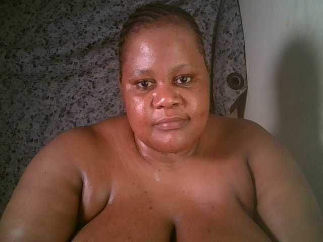 Profile and Statistics for Ebonymagixs on BongaCams