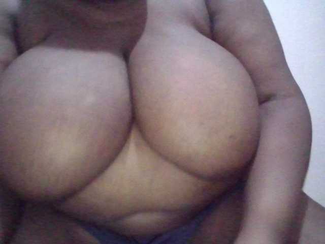 Ebonymagixs webcam
