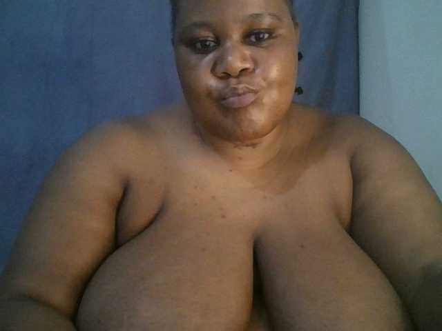 Ebonymagixs's BongaCams show and profile