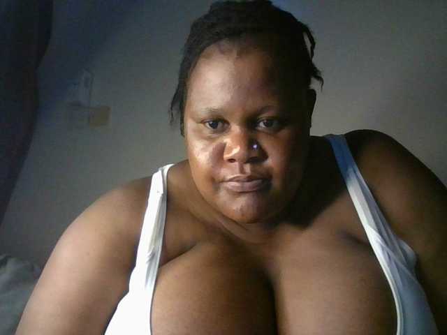 Ebonymagixs's BongaCams show and profile