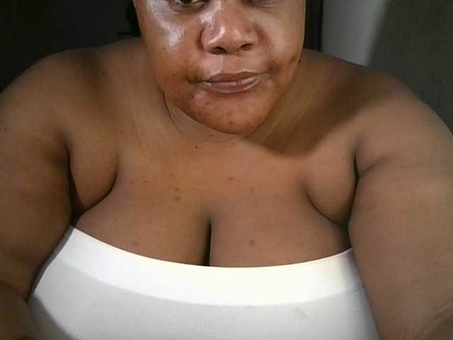 Ebonymagixs's BongaCams show and profile