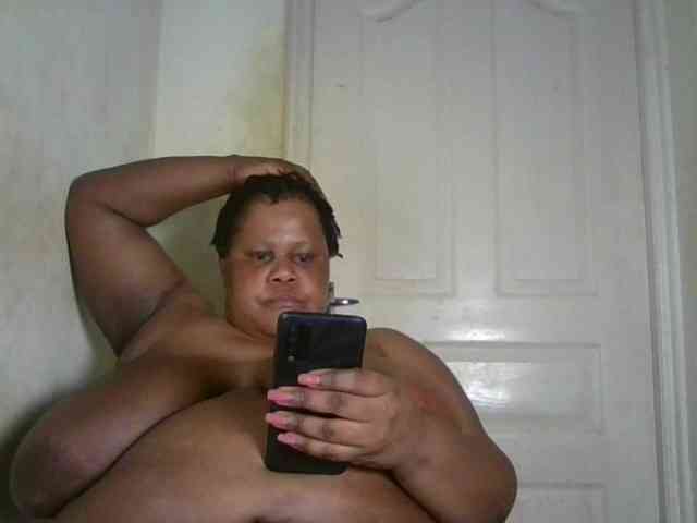 Ebonymagixs webcam