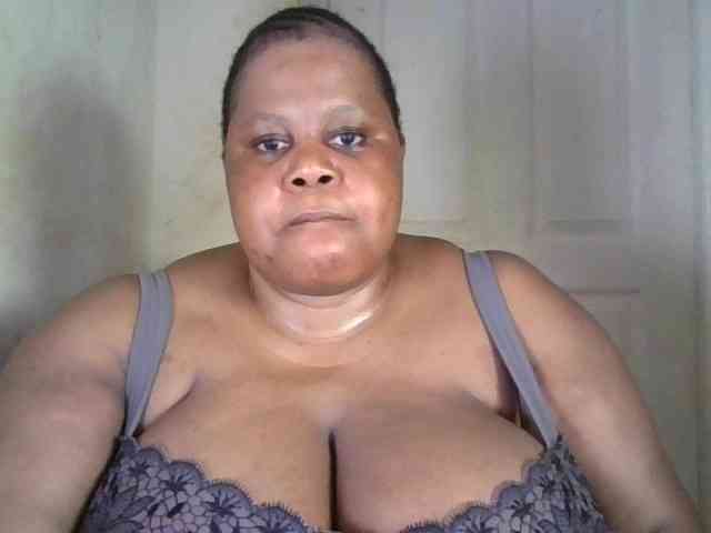 Ebonymagixs webcam