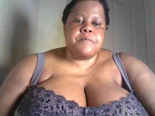 Ebonymagixs webcam