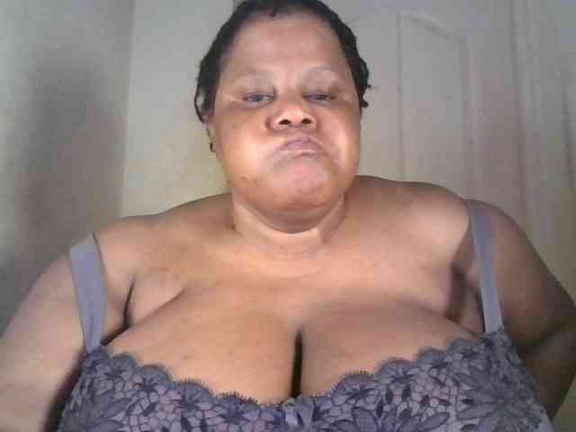 Ebonymagixs webcam