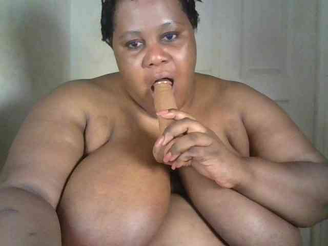 Ebonymagixs webcam