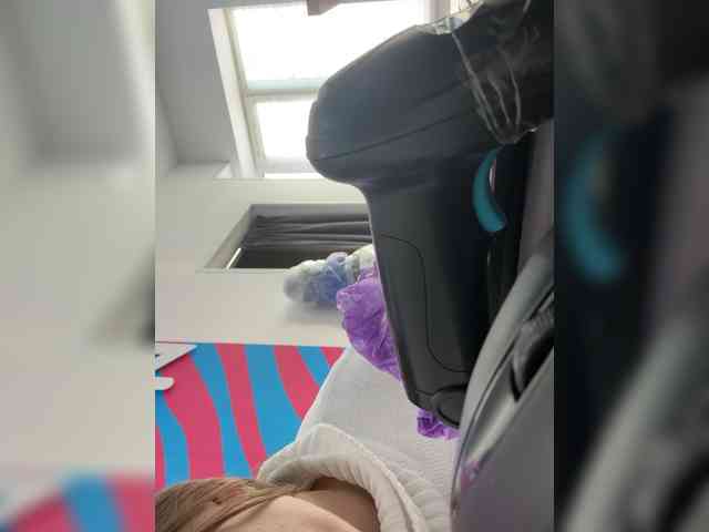 Adelins's webcam live show