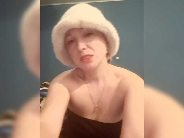 Krasotkaa's BongaCams show and profile