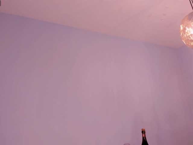 TiffannySins's BongaCams show and profile