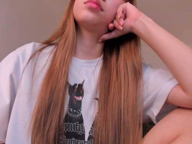 TiffannySins's BongaCams show and profile