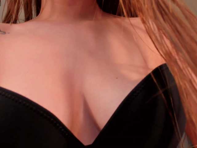 TiffannySins's BongaCams show and profile