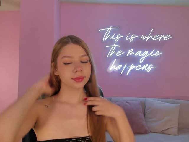 TiffannySins's BongaCams show and profile