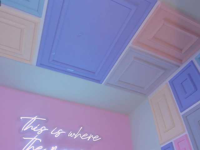 TiffannySins's BongaCams show and profile