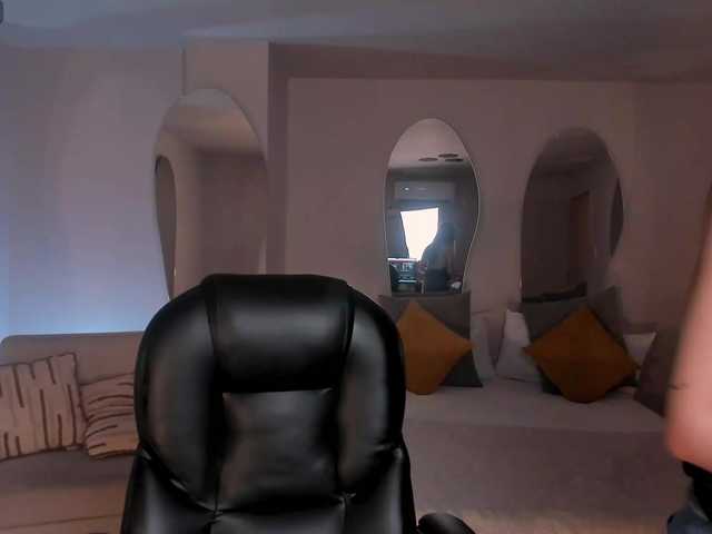 TiffannySins's BongaCams show and profile