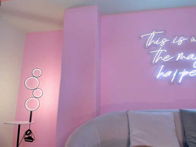 TiffannySins's BongaCams show and profile