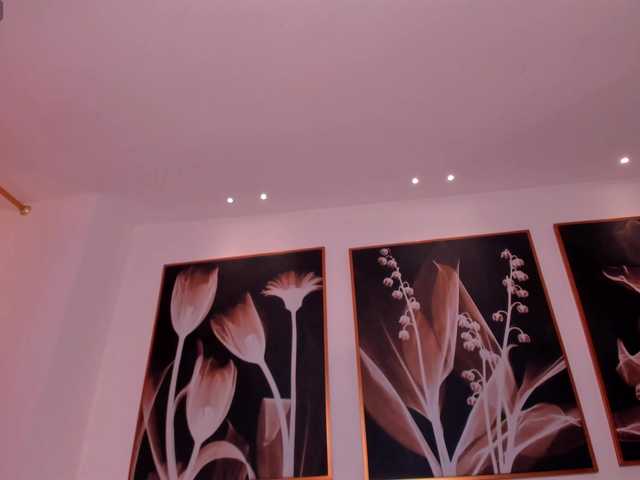 TiffannySins's BongaCams show and profile