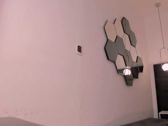 TiffannySins's BongaCams show and profile