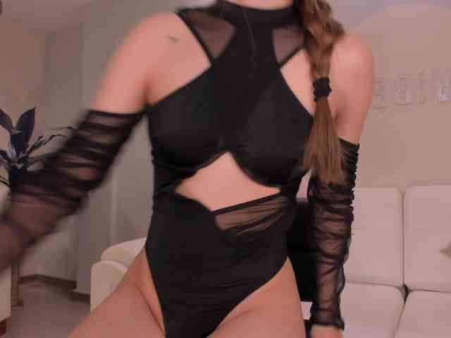 TiffannySins Live Webcam on BongaCams