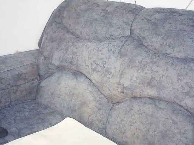 Bratz22's BongaCams show and profile