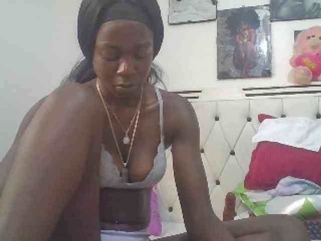 Bratz22 webcam
