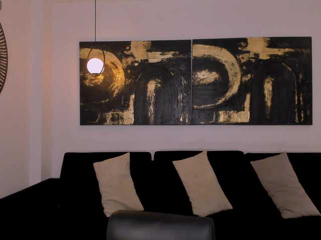 LeahNovac's BongaCams show and profile